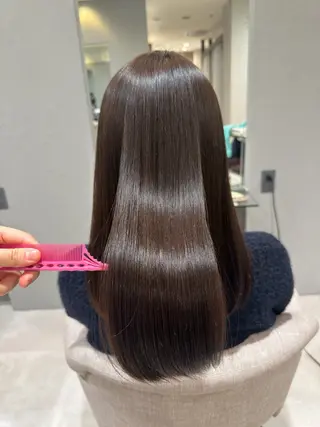 ロング カラー 井上 未悠のヘアスタイル