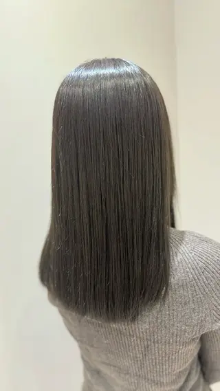 セミロング カラー 髙橋 誉英のヘアスタイル