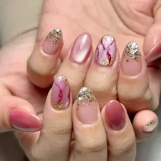 ネイル RuxuryNail ／RiAnnaのネイルデザイン