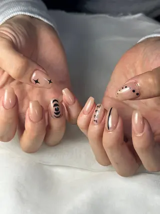 ネイル うにゃねいる🌷 Mayaのネイルデザイン