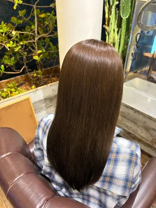 セミロング 桃崎 晏地のヘアスタイル
