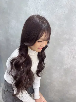 カラー 🖤ROSEL／ KUREA🖤のヘアスタイル