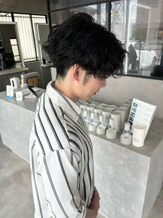 ショート パーマ メンズ 長谷川 湧のヘアスタイル