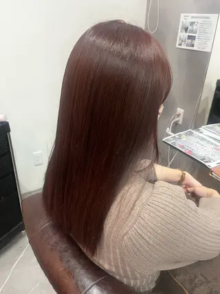 ロング 水谷 春音のヘアスタイル