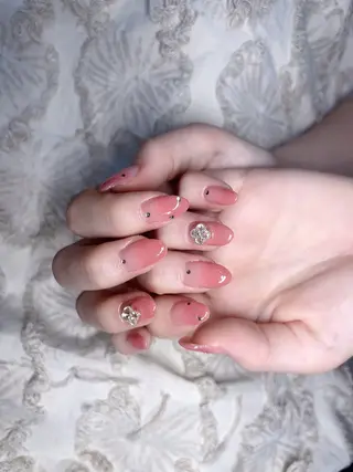 ネイル 神田 ココナッツのネイルデザイン