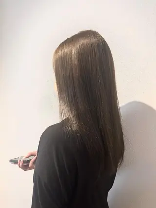 セミロング 艶髪職人🫧 タイキのヘアスタイル