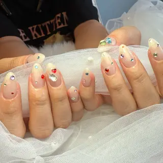 ネイル プライベートネイルサロンkoyubi.所属・新宿南口 hitomiのネイルデザイン