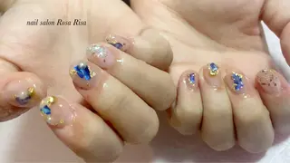 ミディアム ネイル ネイルスタジオ シェイクユアハンズのネイルデザイン