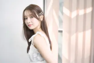 カラー 似合わせカット・透明 感カラー👑縮毛矯正のヘアスタイル