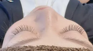 マツエク・マツパ SEURA. saya /JR尼崎のマツエク・マツパデザイン