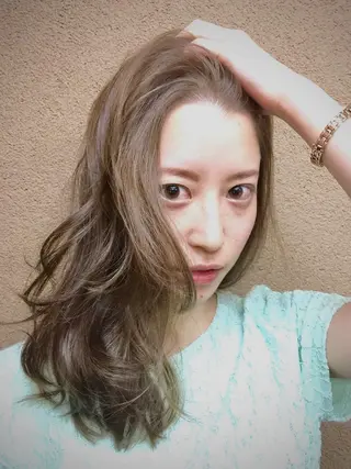 ミディアム カラー KAH所属・Koichi Satoのヘアスタイル