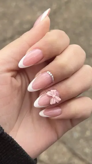 ネイル EMI ANA.CHUOのネイルデザイン