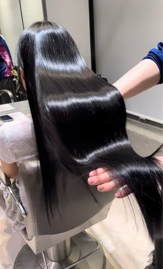 ロング 💎艶髪職人🥇極 縮毛矯正💎小穴侑哉のヘアスタイル