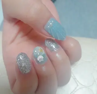 ネイル 鈴木 憂維のネイルデザイン