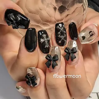 ネイル フラワー ムーンのネイルデザイン