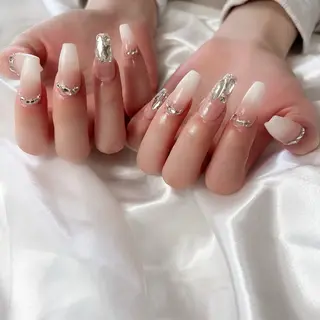 ネイル nailstudio ′ecole所属・nailstudio ′ecoleのネイルデザイン