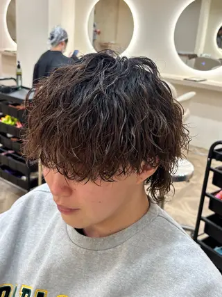 ショート パーマ メンズ パーマ職人DAIKI ツイスパ/波巻きのヘアスタイル