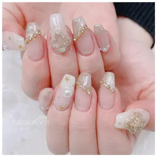 ネイル ＶＩＶＩ nailsalonのネイルデザイン