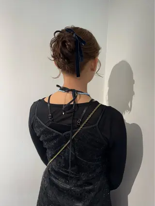 ミディアム カラー ヘアアレンジ mina 🌷のヘアスタイル