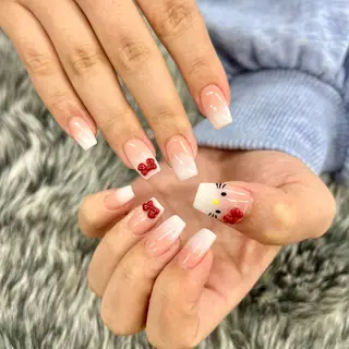 ネイル GRANDEUR焼津 Nana🦖のネイルデザイン