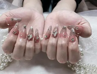 ネイル VIVIAN リサのネイルデザイン