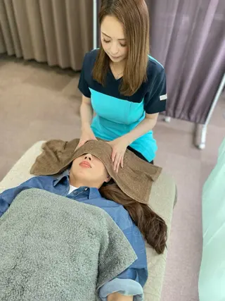 ヒューマン 鍼灸接骨院所属・リラク/ヘッドスパ/ 足裏ケア/蛭川栞のエステ・リラクイメージ