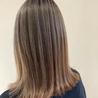 ミディアム EARTH長岡 🌼渡辺まい🌼のヘアスタイル