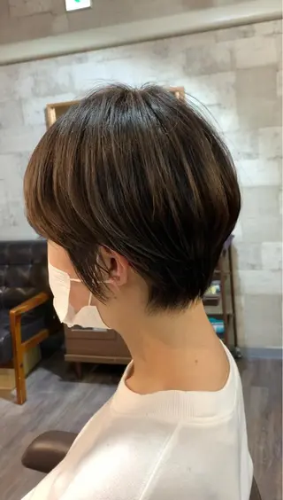 ショート KISS SWAN所属・B E C H I C O〔べち子〕のヘアスタイル