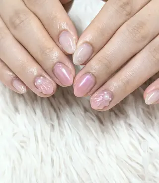 ネイル 會田 瑠衣のネイルデザイン