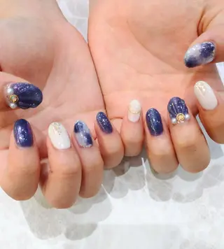 ネイル 會田 瑠衣のネイルデザイン