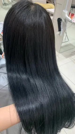 ミディアム カラー 小塩 萌々香のヘアスタイル