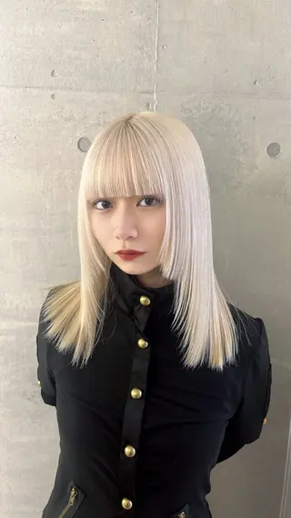 ミディアム カラー ハイトーン専門美容師 kimutaのヘアスタイル