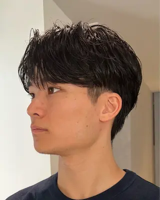 パーマ メンズ Qin shaire salon 原宿verno店所属・【センターパート】 ETO／江藤翼の眉毛・アイブロウイメージ