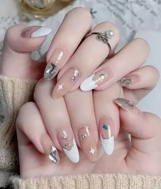 ネイル 💅E•U•B NAIL🌹所属・横浜市中区曙町 ネイルE·U·Bのネイルデザイン