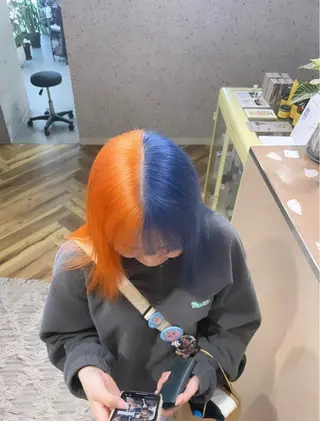 ミディアム 有人/バレイヤージュ /シャドールーツのヘアスタイル