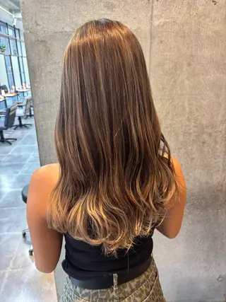 ロング カラー 🌼ハイライト透明感 🌼maiのヘアスタイル