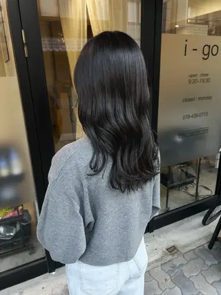カラー シモウラ アオイのヘアスタイル