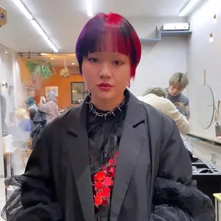 ショート カラー ブロンド/ブリーチ 【SITY.】のヘアスタイル