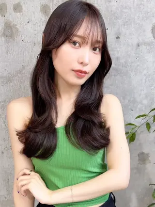 ロング カラー パーマ ヘアアレンジ 新宿/小顔レイヤー/ 顔まわり/西慶太朗のヘアスタイル