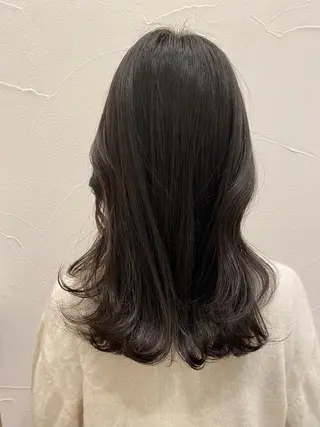 ミディアム Ash中目黒店 榊間茜のヘアスタイル