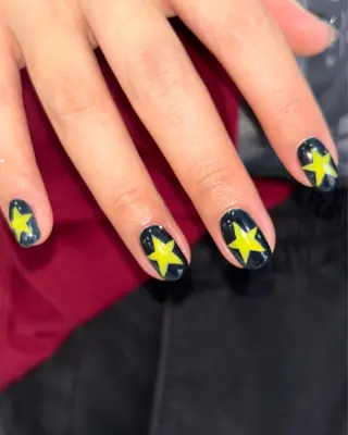 ネイル 🪐富島彩夏 /海外nail🪐のネイルデザイン