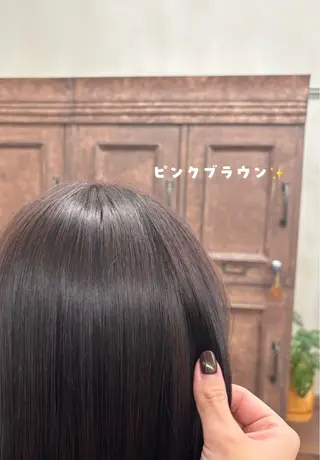 カラー ウエチ モモカのヘアスタイル