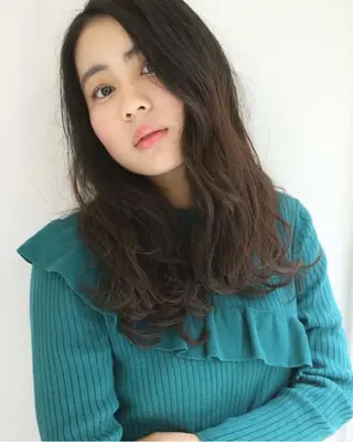 ロング 亀川蓮 Agu hairのヘアスタイル