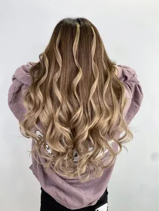 ミディアム 💎馴染むエクステ ×カラーTOMO💎のヘアスタイル