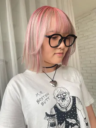 ミディアム カラー LUNTY NAMBA所属・艶ハイトーン👑♡ NATSUKIのヘアスタイル