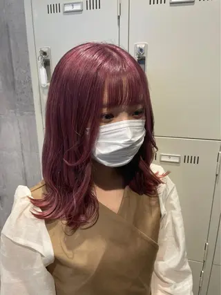 セミロング カラー 韓国ヘア特化💍 tiam💍ブリーチのヘアスタイル