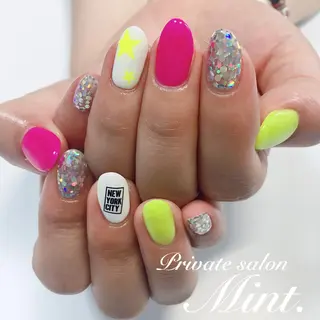 ミディアム ネイル Mint. nailのネイルデザイン