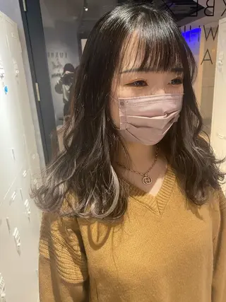 セミロング Cielro【 シェイロ 】所属・Cielro/ダブル カラー/西田咲希のヘアスタイル