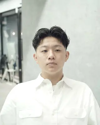 ショート パーマ メンズ GAKU 岳人のヘアスタイル