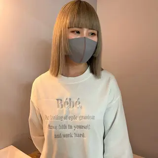 ミディアム 舟橋耀/ブリーチカラ ー/レイヤーカットのヘアスタイル